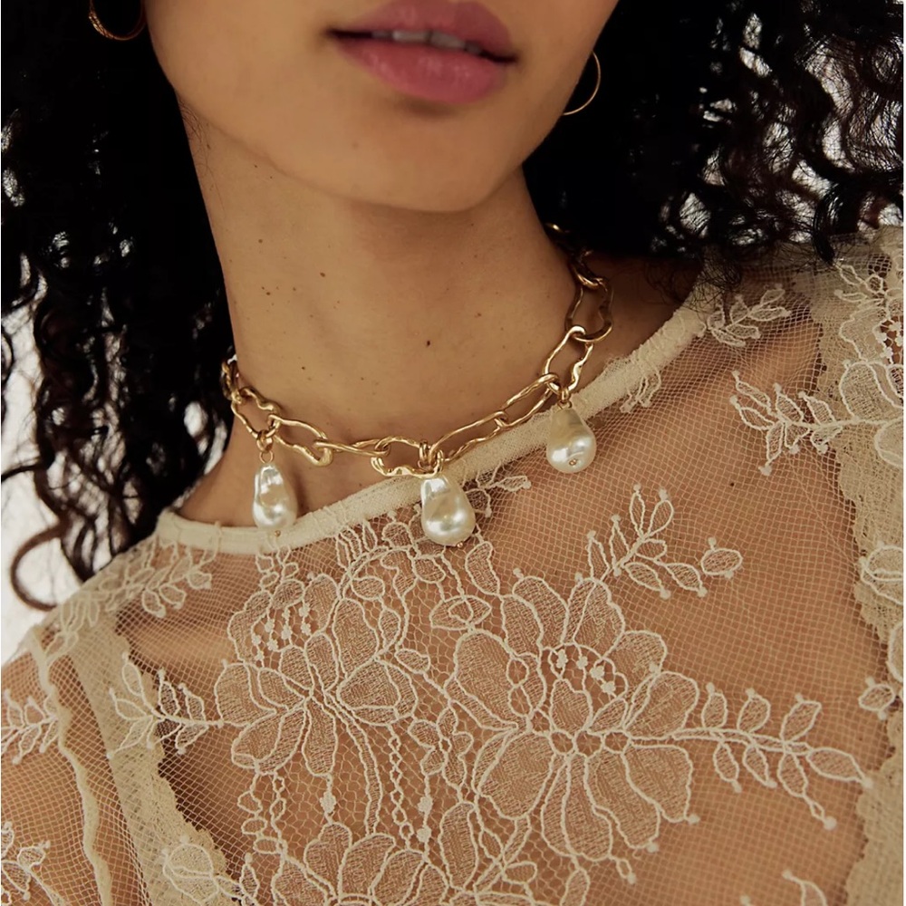 Free People Evening glow necklace